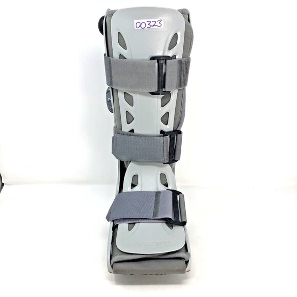 Aircast Orthopedic Walking Boot - Picture 7 of 16
